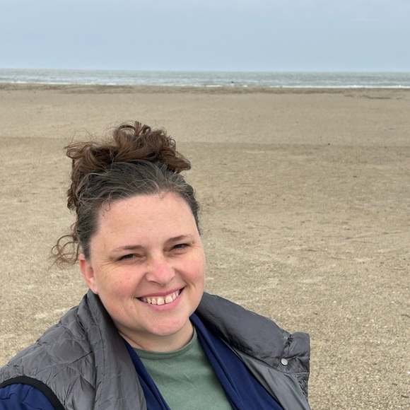 Meet your Posher, Kimberly - Picture 2 of 10